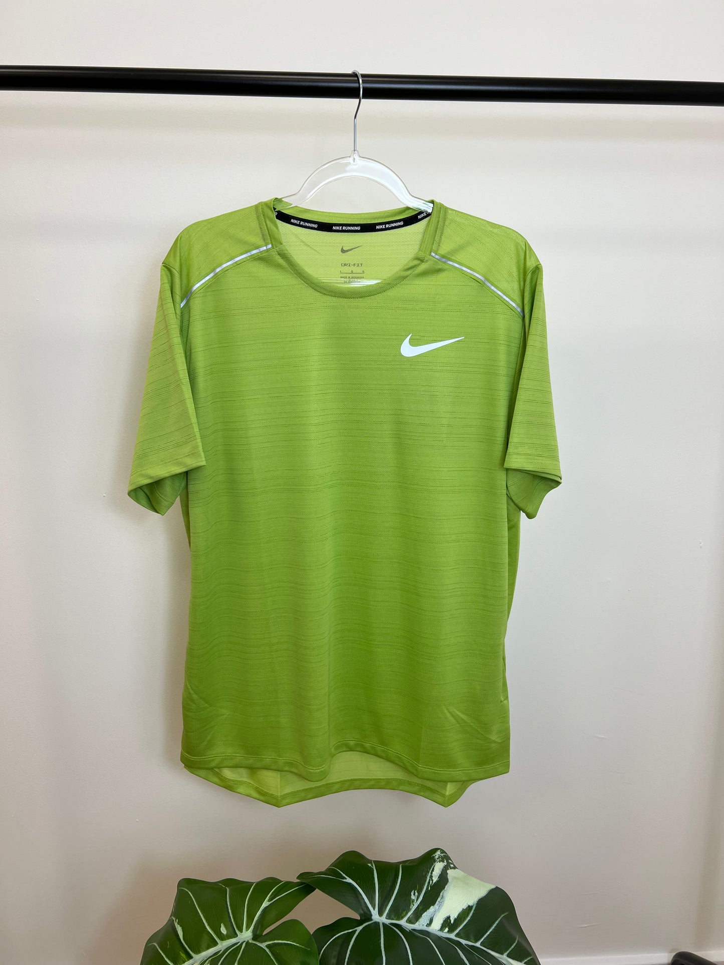 Nike Miler 1.0 T-Shirt Kiwi