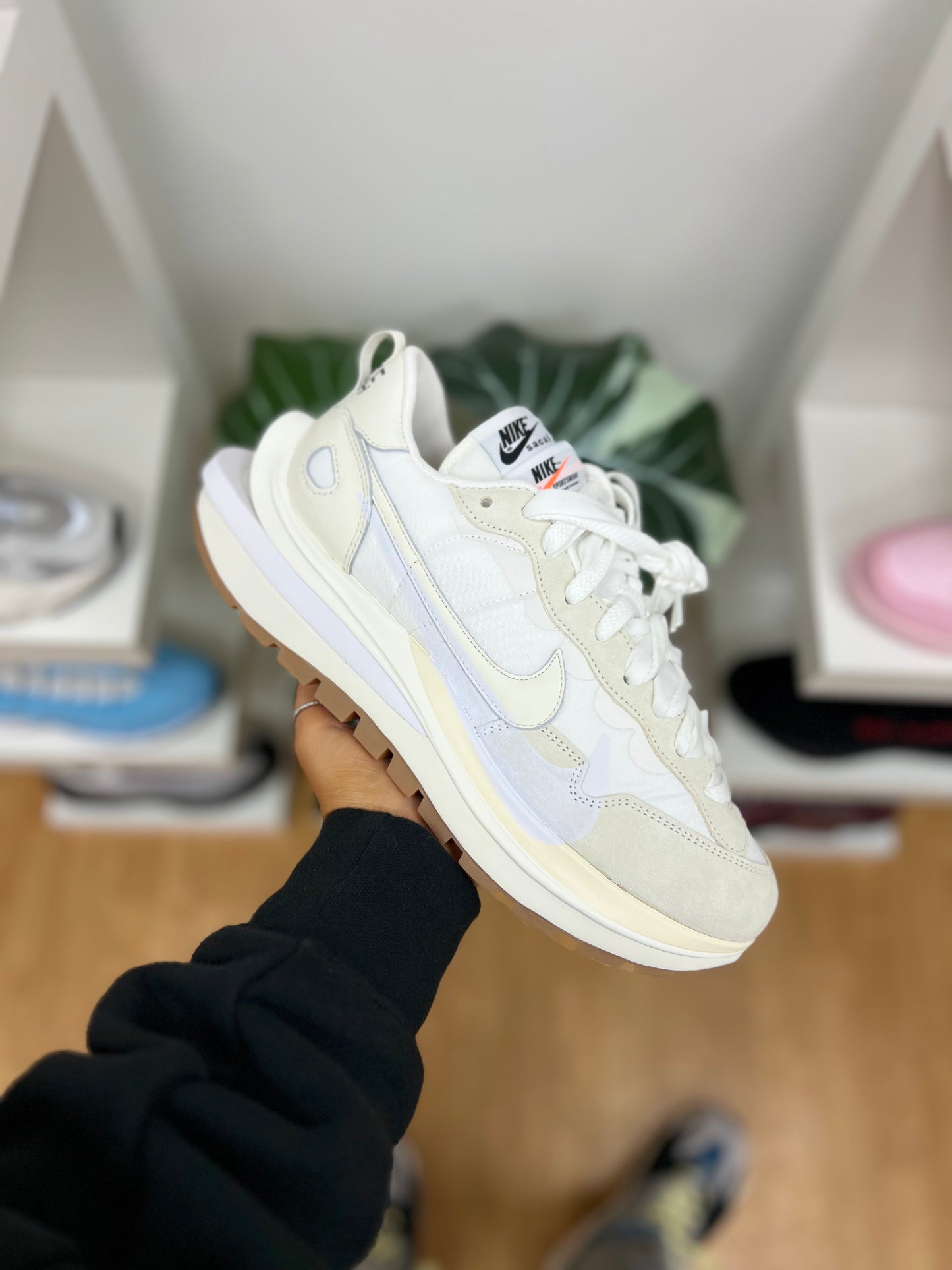 Nike Sacai Vaporwaffle Sail Gum