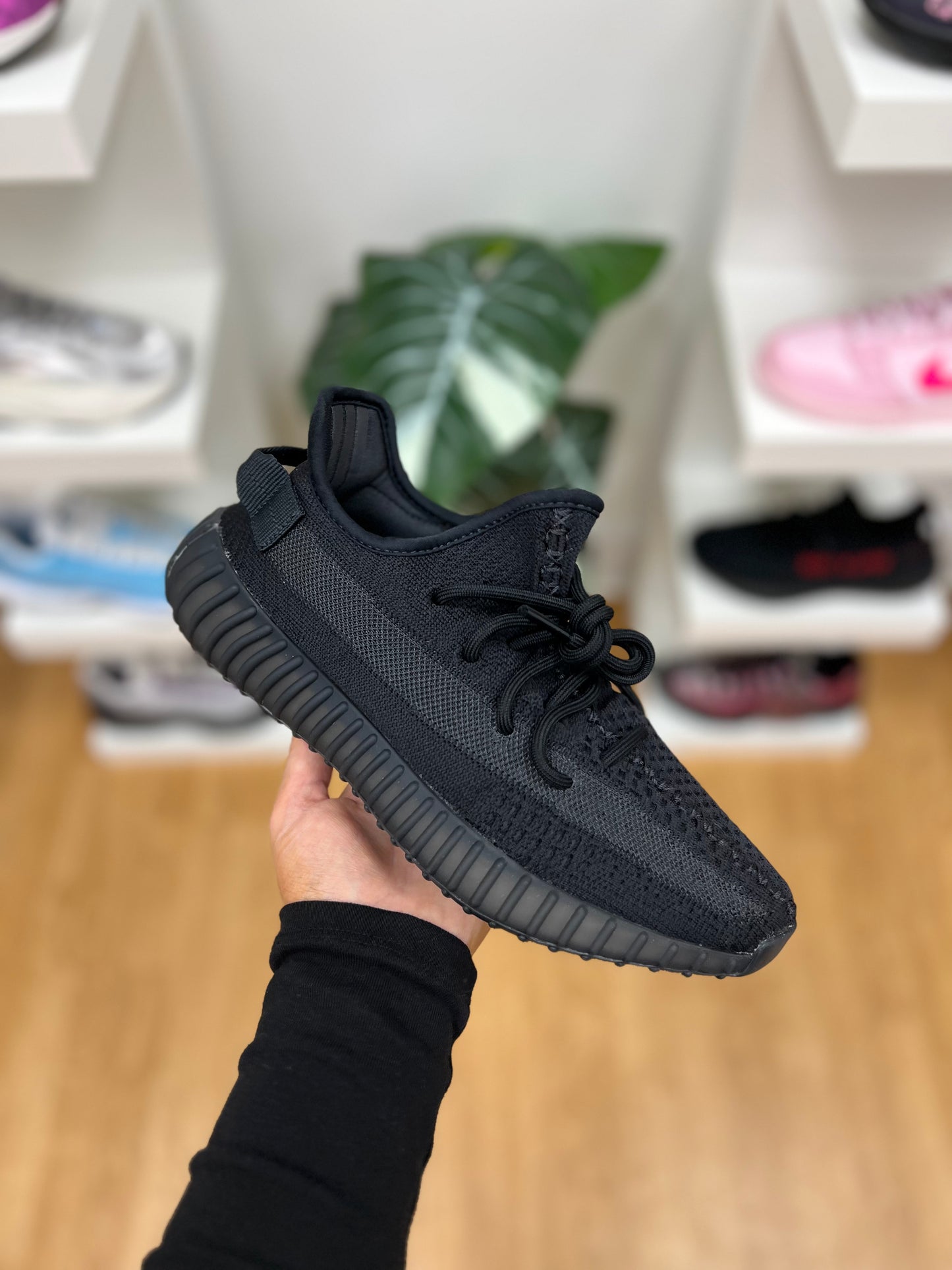 Yeezy 350 Onyx