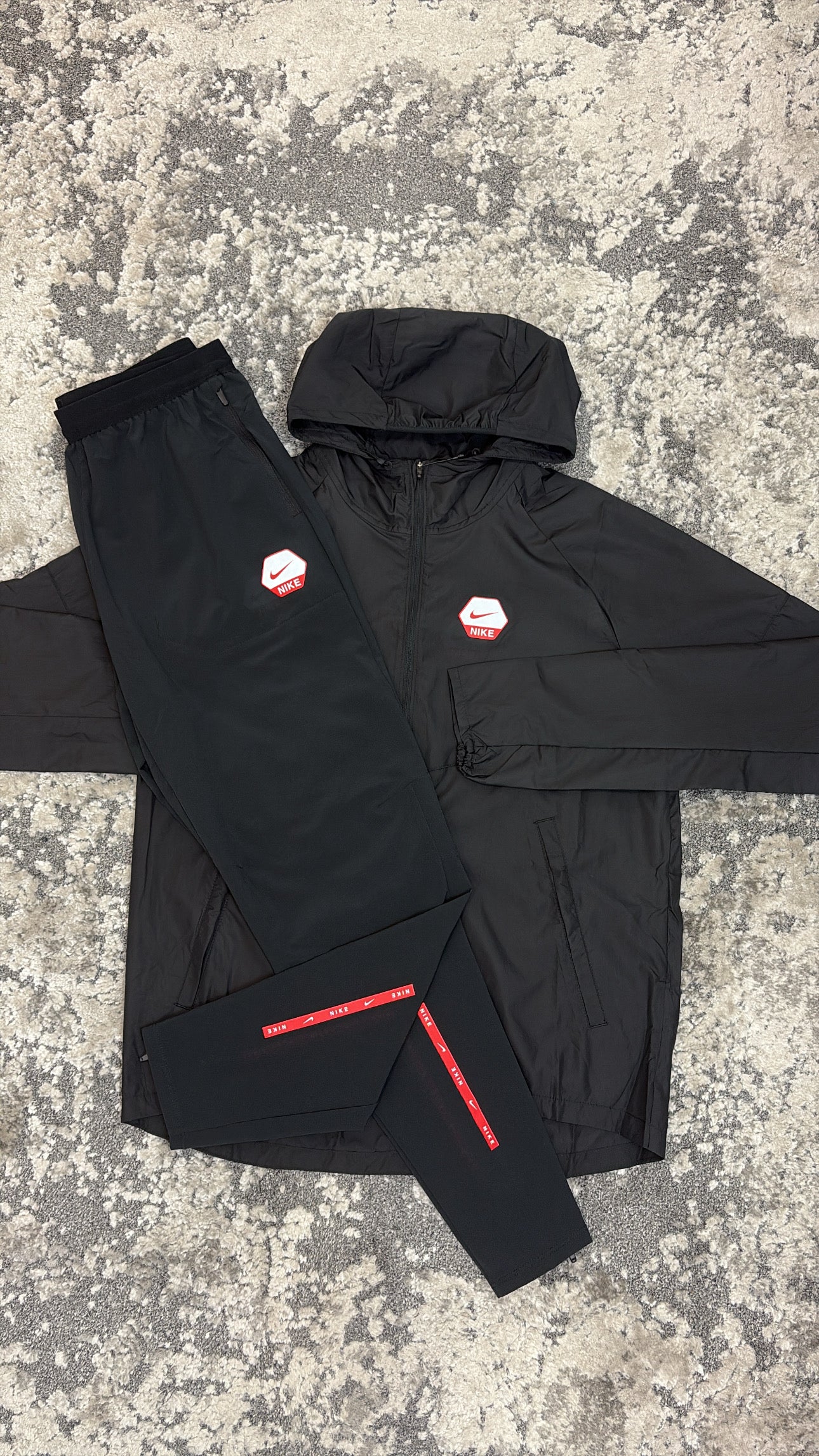 Nike Tracksuit Black Red
