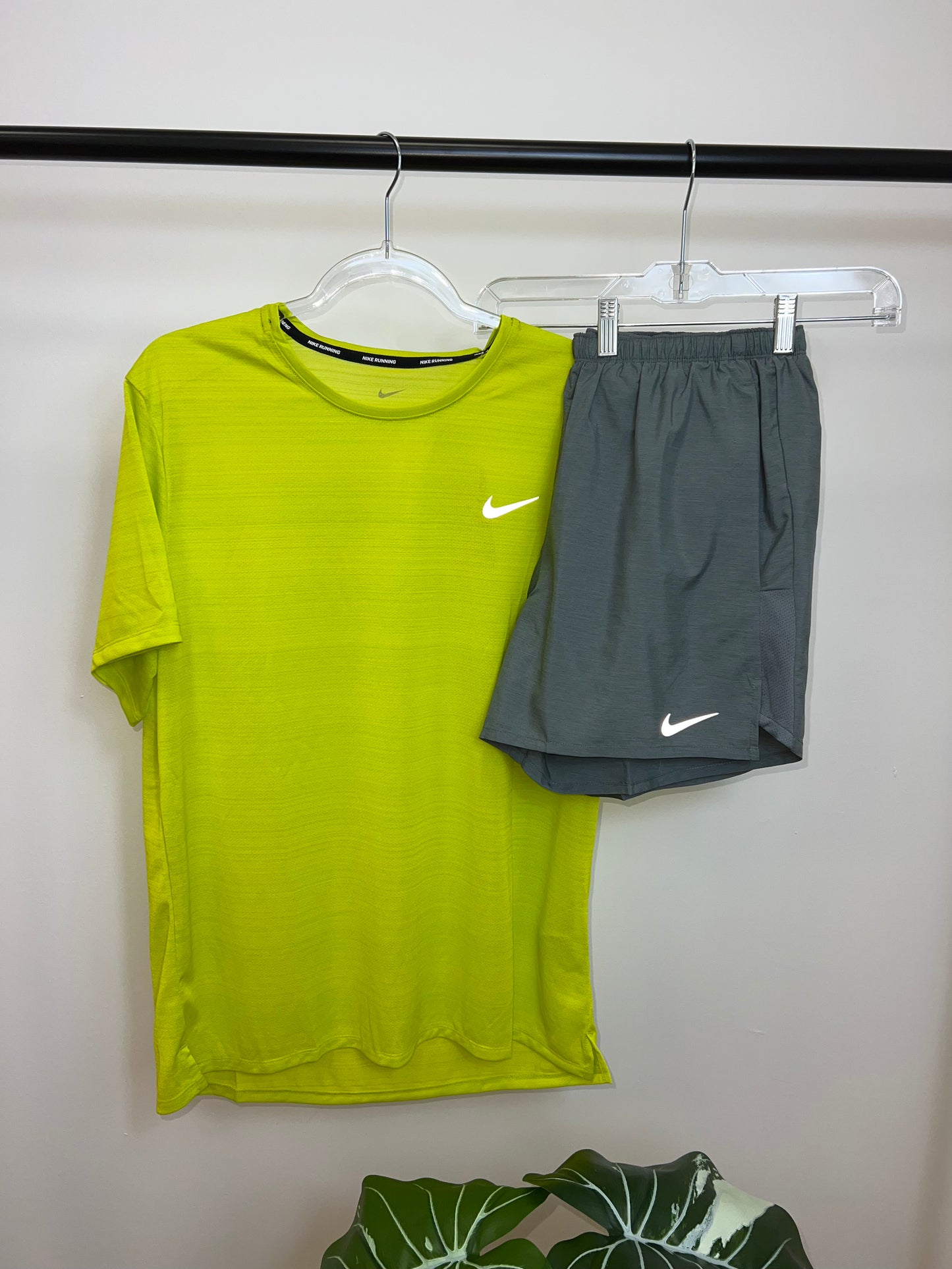 Nike Miler Set Neon