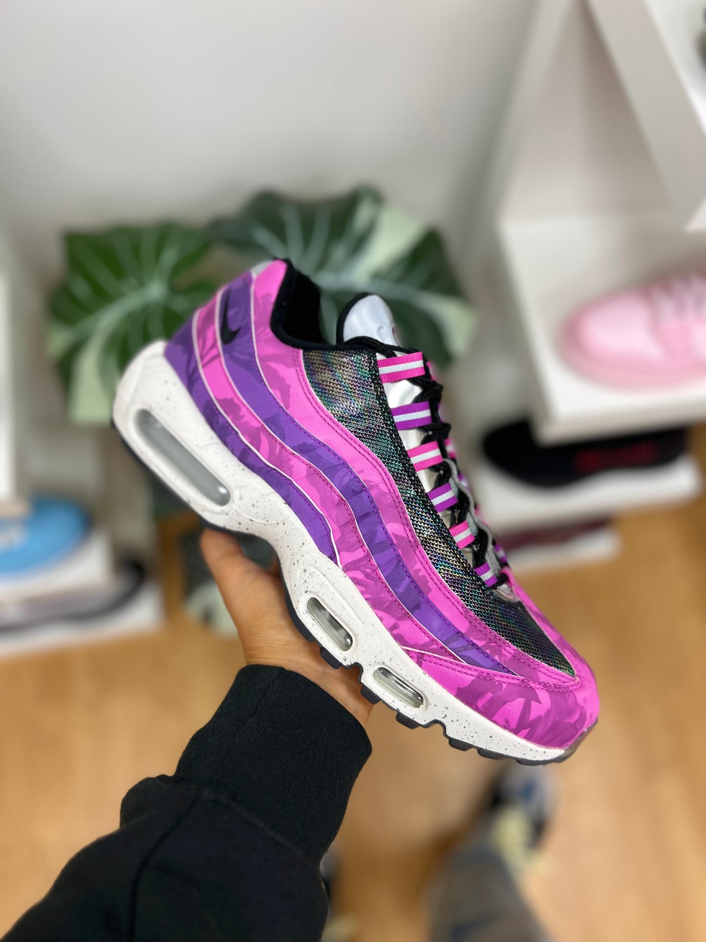 Nike Air Max 95 Pink Flame Powder