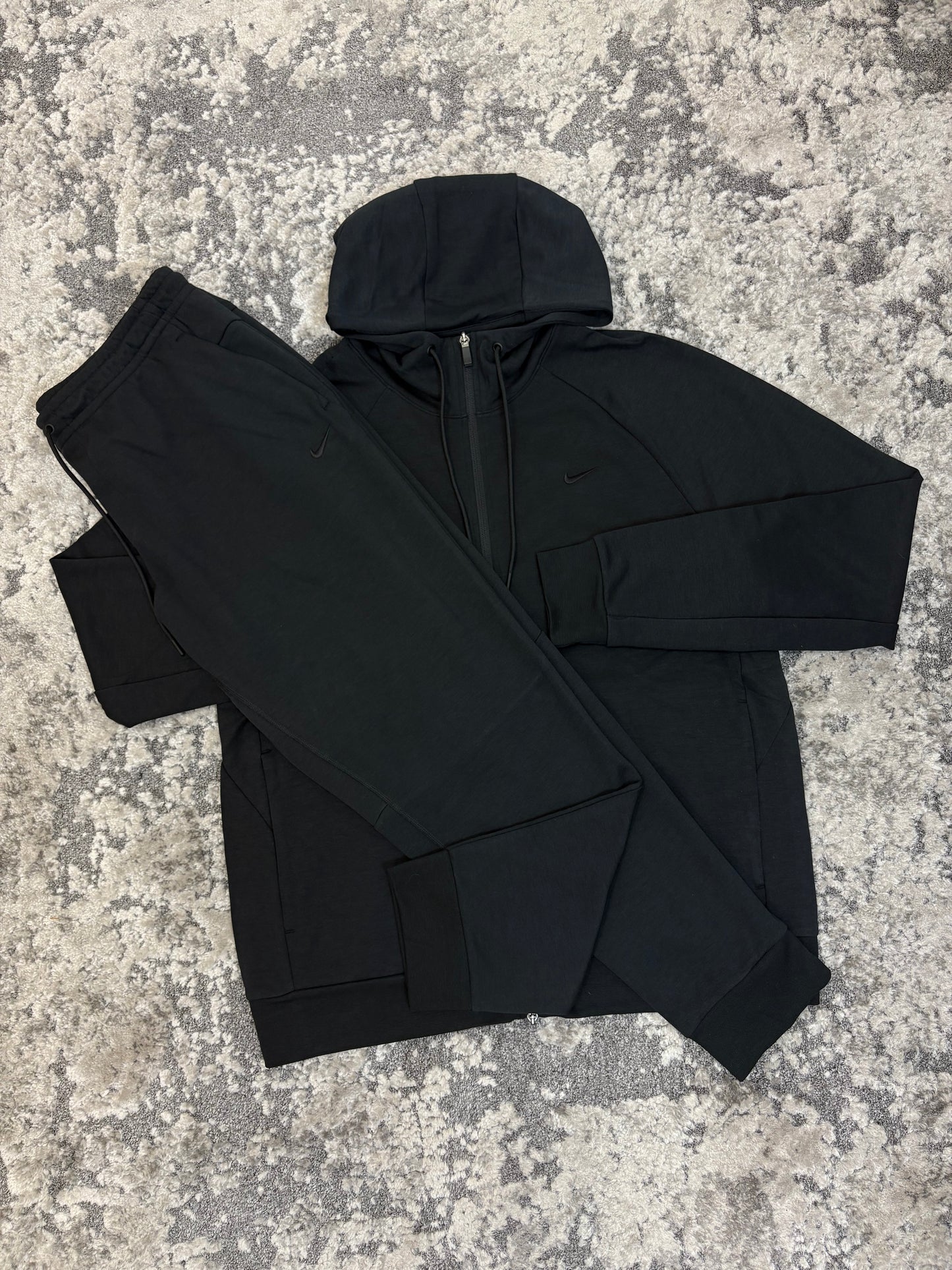 Nike Tracksuit Black