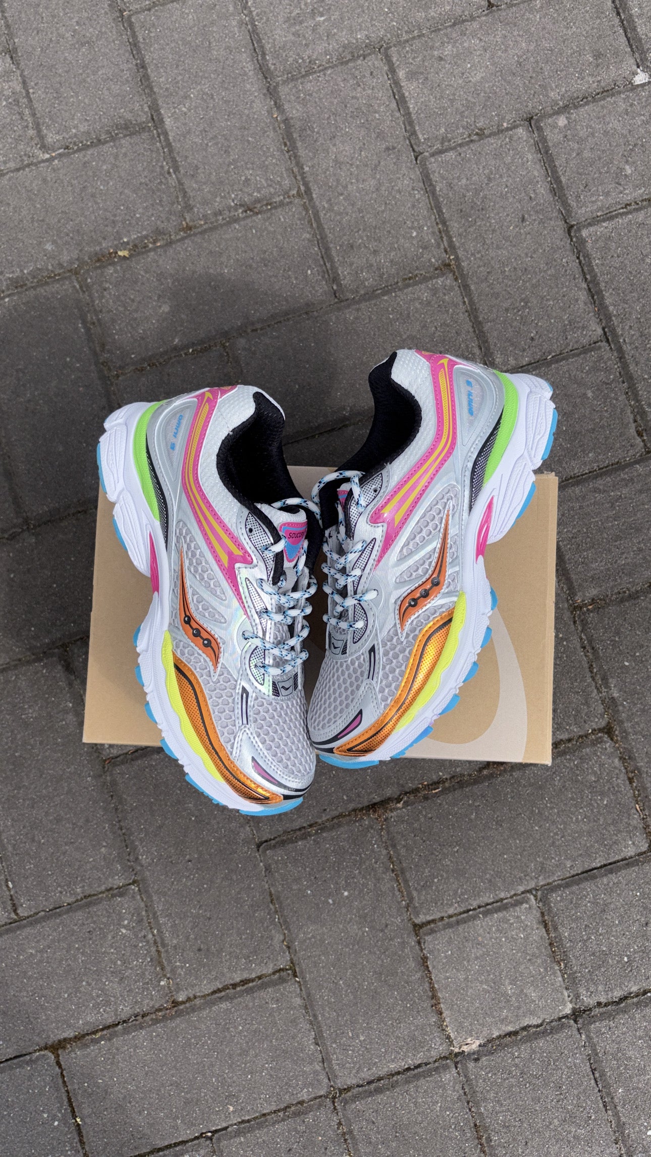 Saucony Omni 9 Multi Colour