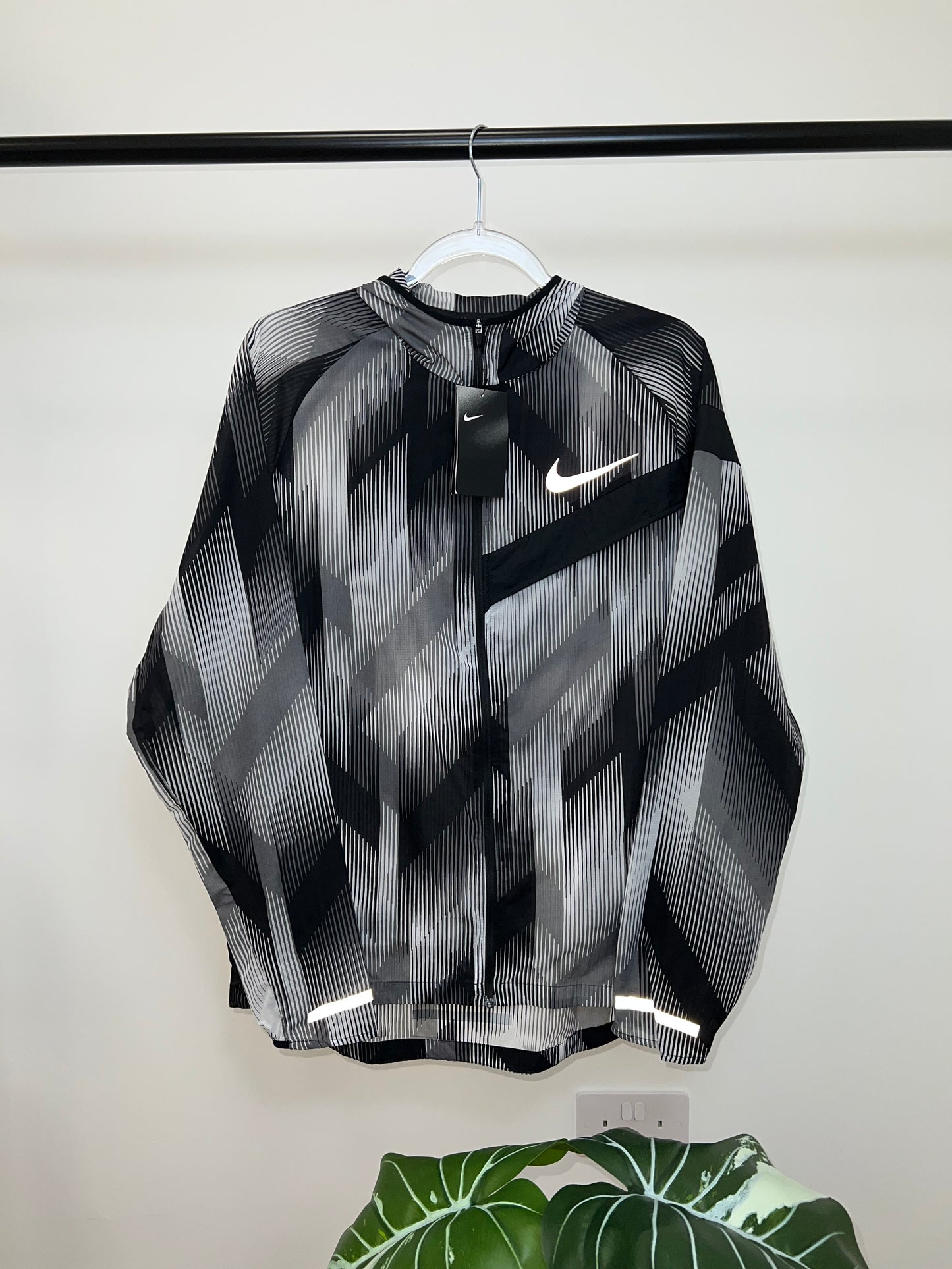 Nike Festival Windrunner