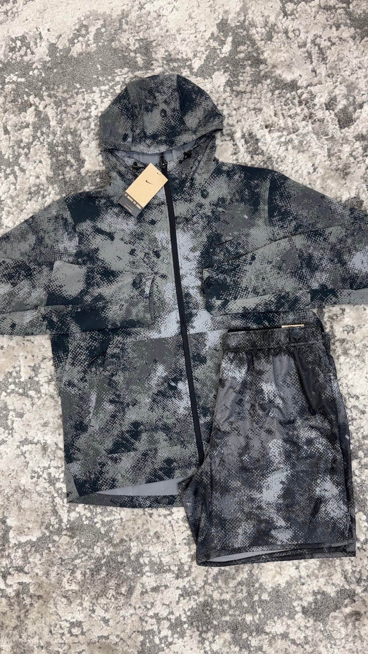 Nike Repel Camo Set