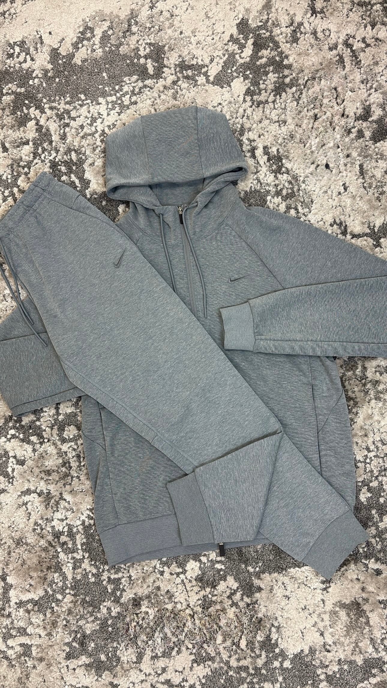 Nike Tracksuit Grey