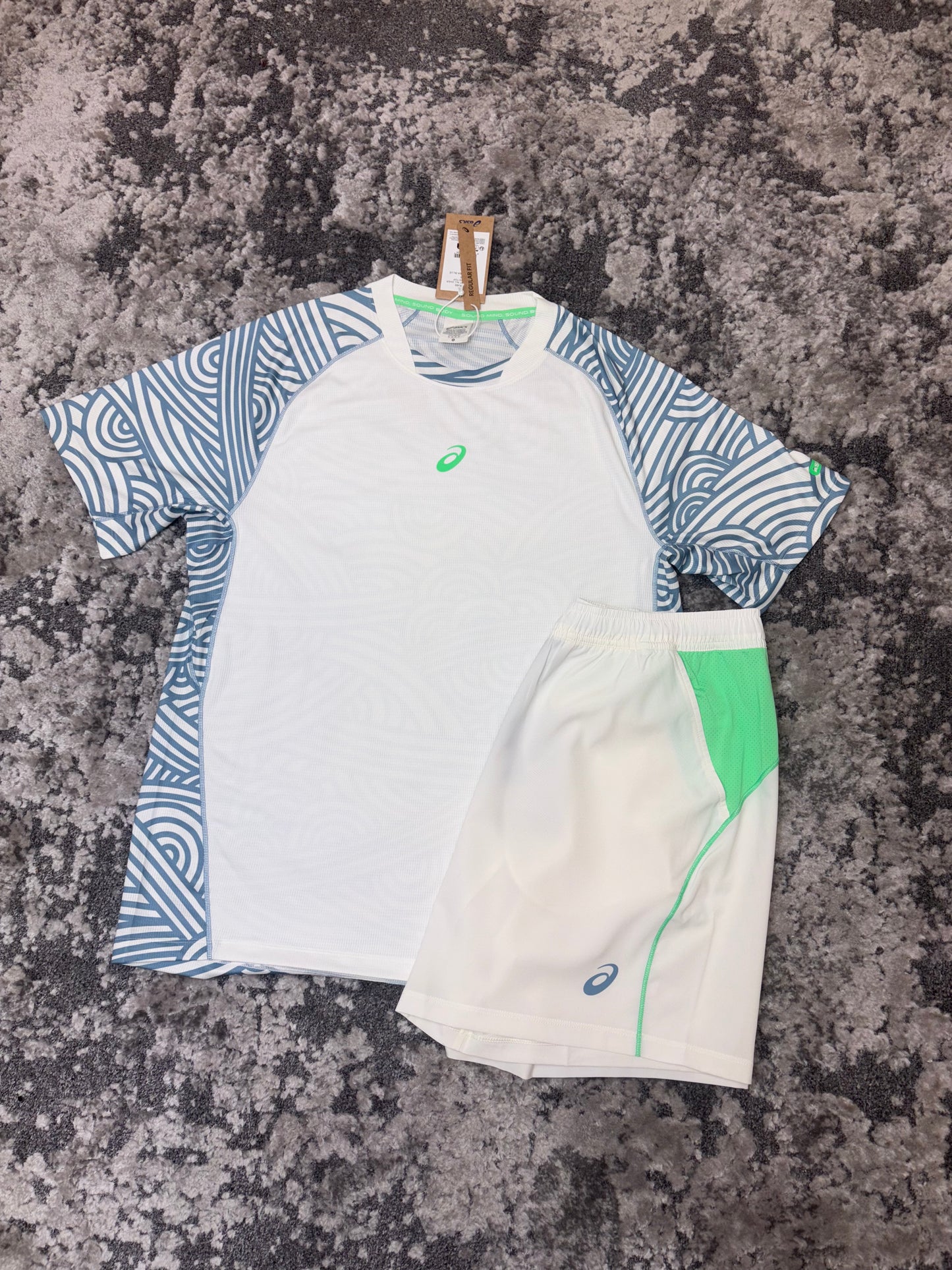 Asics Graphic Set White