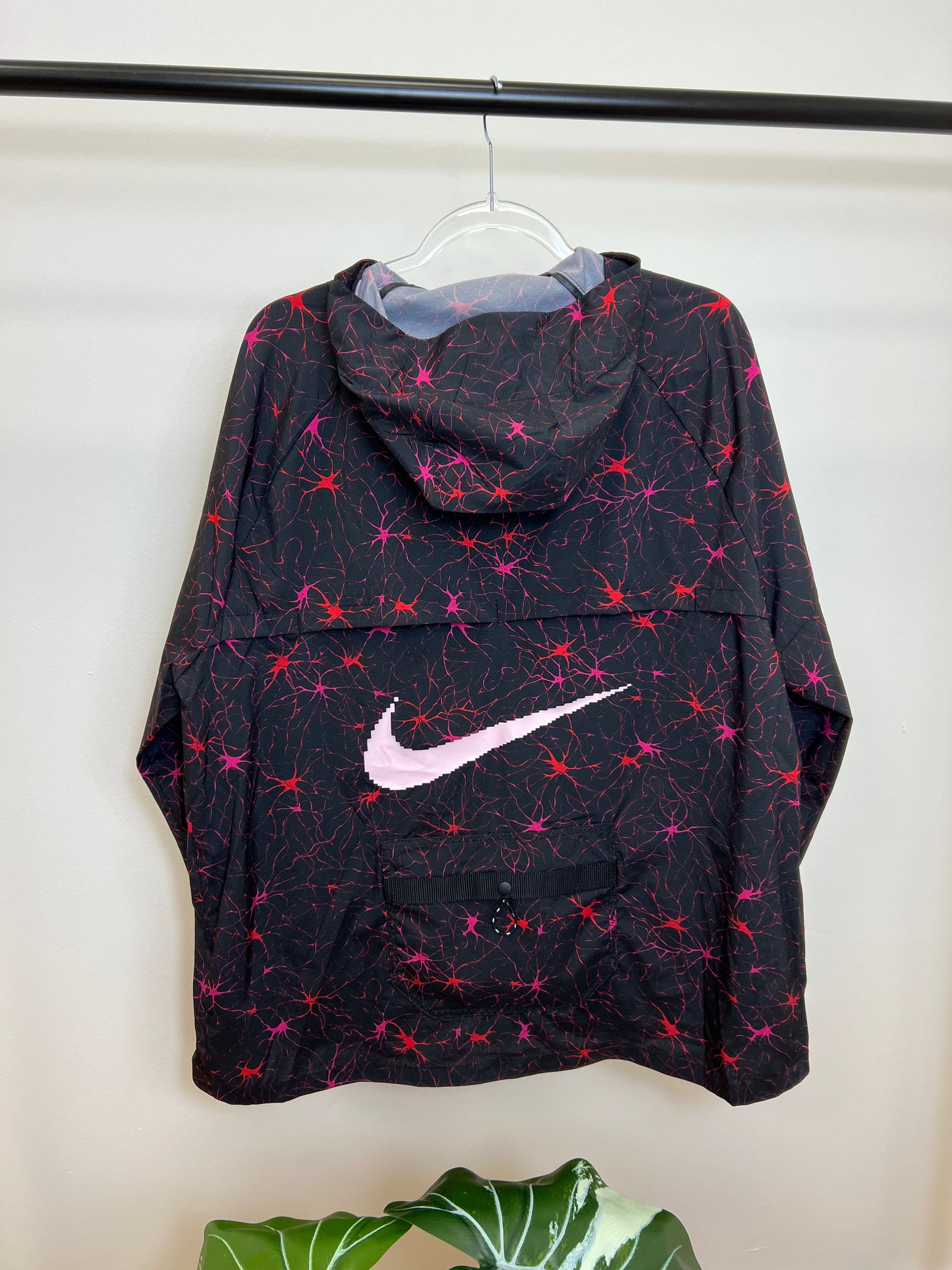 Nike D.Y.E Windrunner Pink / Red / Black