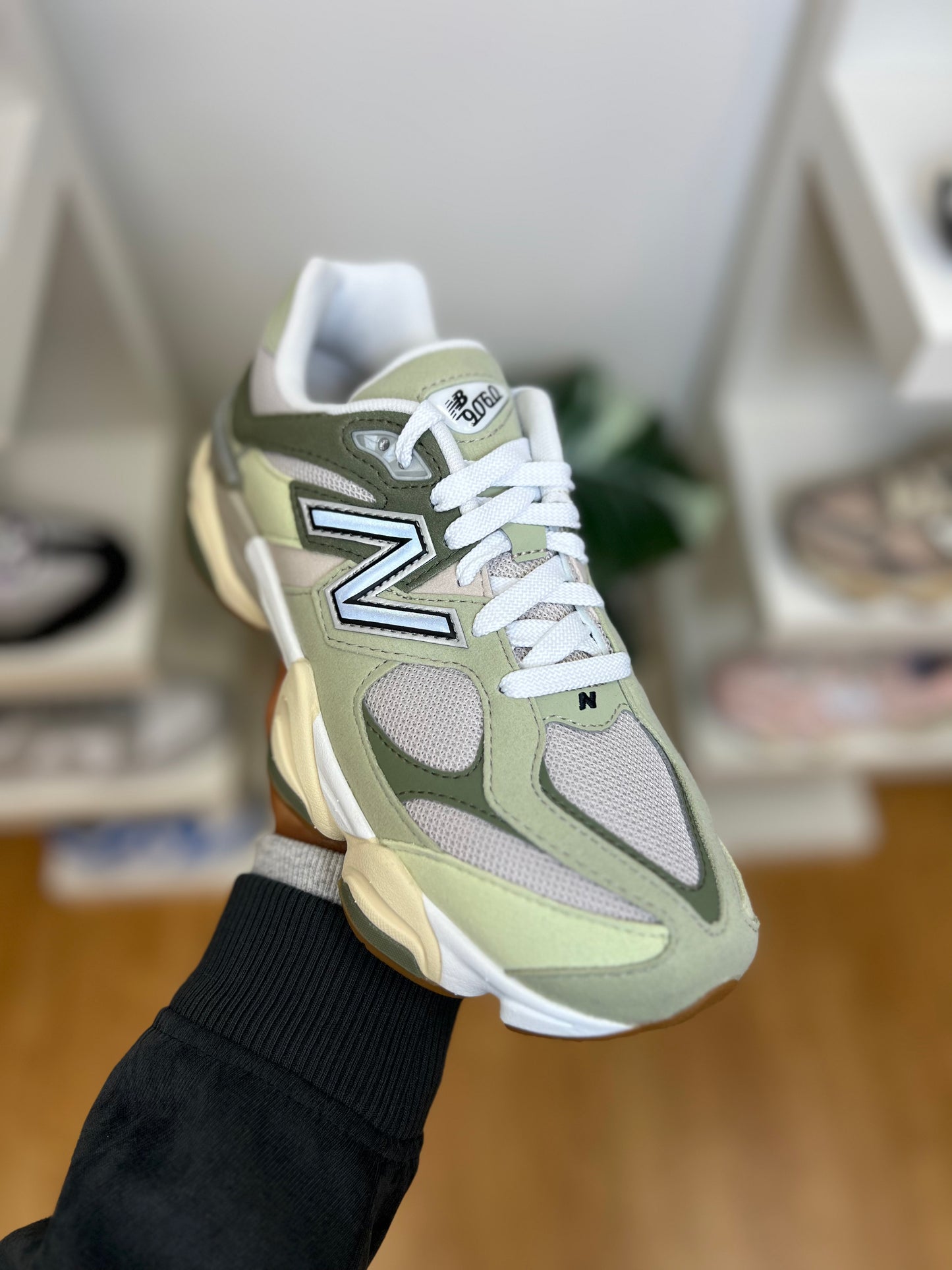 New Balance 9060 Green