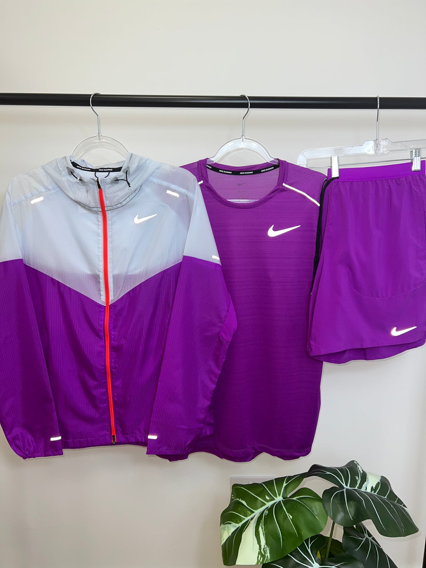 Nike Overseas Exclusive Windrunner Set Purple